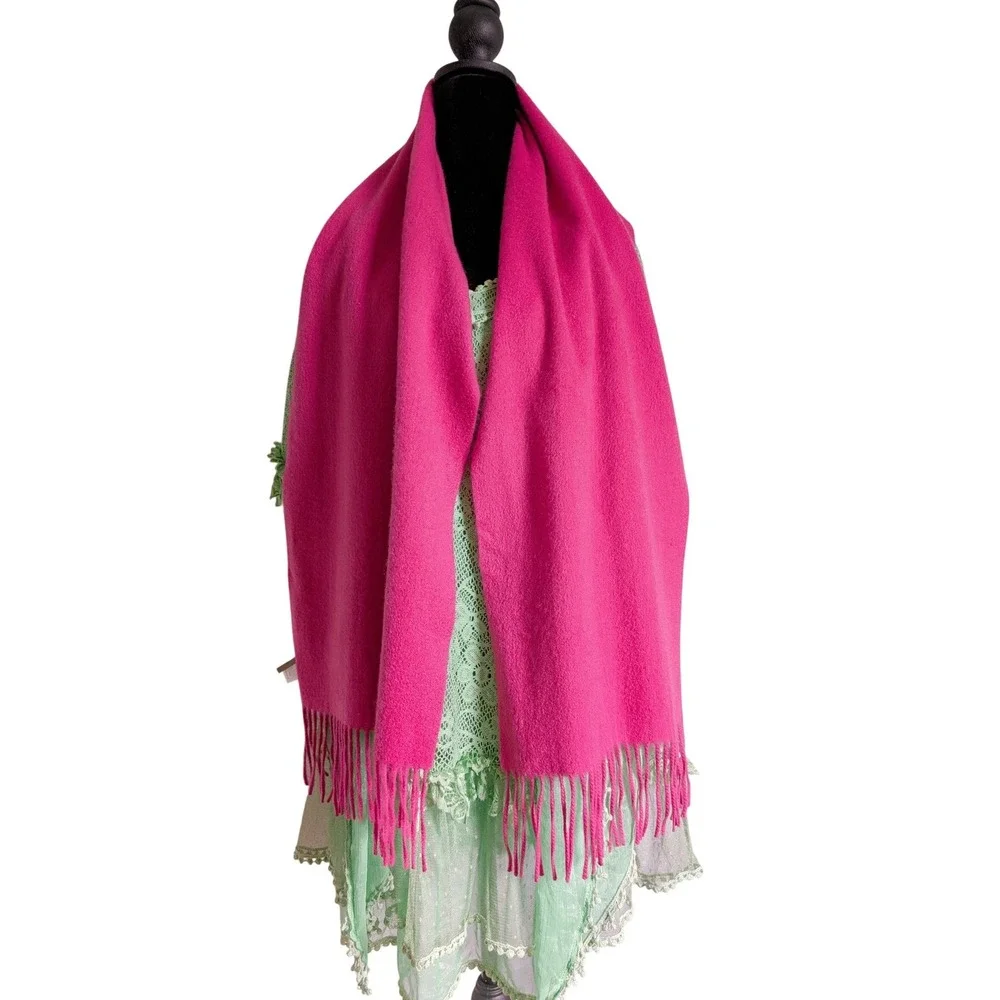 Nordstrom Maximalism Bold Pink Luxury Chic Tassel Fringe 100% Cashmere Scarf